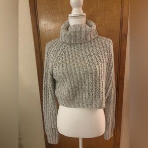 Topshop Gray Turtleneck Cropped Sweater